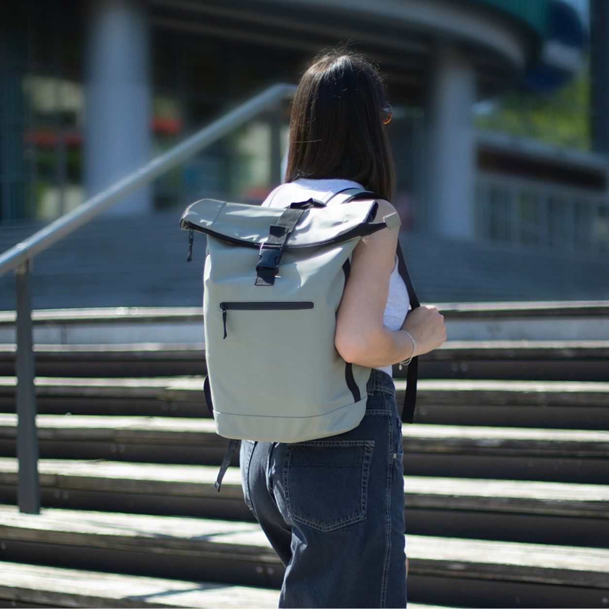 22L Waterproof Laptop Backpack Travel and Work Backpack with USB Charging Port Light Office bag School & Travel